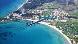 Kasandra: Sani resort