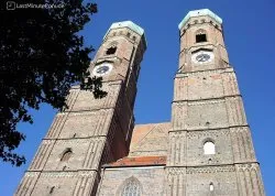 Vikend putovanja - Minhen - : Katedrala Frauenkirche