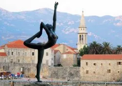 Leto 2026, letovanje - Budva - Hoteli: Statua Budvanska plesačica 
