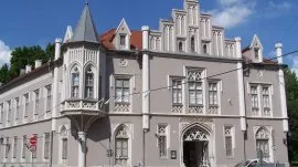 Segedin: Fekete h&aacute;z