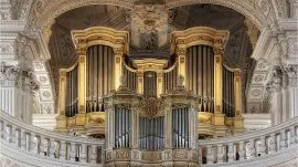 Dizeldorf: Unutra&scaron;njost rimokatoličke crvke Sv. Andreas