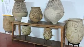 Egina: Unutra&scaron;njost arheolo&scaron;kog muzeja 