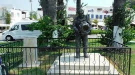 Bodrum: Statua