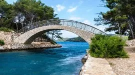Mljet: Most