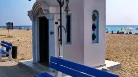 Olympic Beach: Crkva 