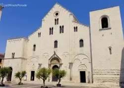 Metropole i znameniti gradovi - Bari i Pulja - Hoteli: Crkva Svetog Nikole