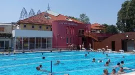 Banja Morahalom: Bazen