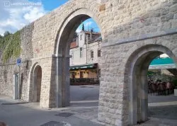 Vikend putovanja - Trebinje i Mostar - Hoteli: Zidine Starog grada