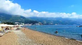 Bečići: Plaža