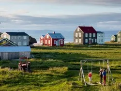 Prvi maj - Island - Hoteli