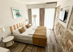 Leto 2026, letovanje - Petrovac - Hoteli: Hotel Castellastva 4*