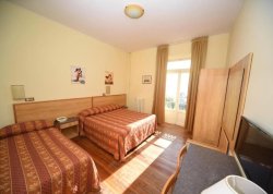 Leto 2025, letovanje - Rivijera cveća - Hoteli: Hotel Petit Royal 3*