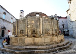 Jesenja putovanja - Dubrovnik i Korčula - Apartmani: Velika Onofrijeva Fontana