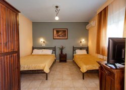 Leto 2025, letovanje - Nea Vrasna - Apartmani: Vila Xenia Palace