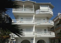 Leto 2025, letovanje - Paralija - Apartmani: Vila Zinos