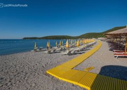 Vikend putovanja - Budva - : Plaža Jaz