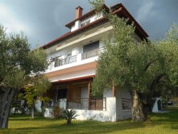 Leto 2025, letovanje - Skala Furka - Apartmani