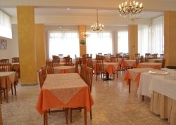 Leto 2025, letovanje - Rimini - Hoteli: Hotel Corona 3*