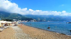 Bečići: Plaža