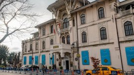 Istanbul: Marama univerzitet