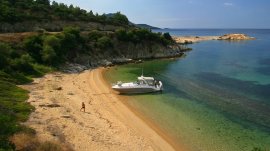 Sitonija: Plaža Destenika