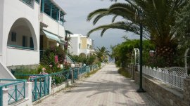 Pefkohori: Put do plaže