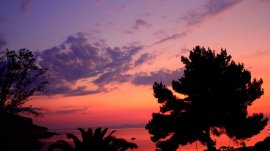 Hanioti: Hanioti u suton