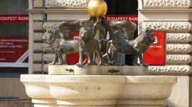 Segedin: Bunar lavova- Fontana 4 krilata lava