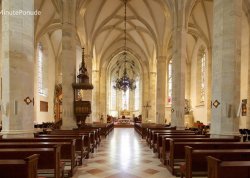 Vikend putovanja - Bratislava, Beč i Budimpešta - Hoteli: Unutrašnjost crkve Svetog Martina