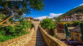 Mostar: Kriva ćuprija