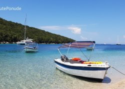 Leto 2025, letovanje - Sivota - Apartmani: Čamac u moru