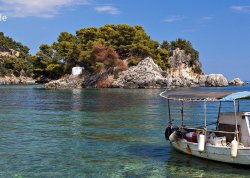 Leto 2025, letovanje - Sivota - Apartmani: Čamac u moru