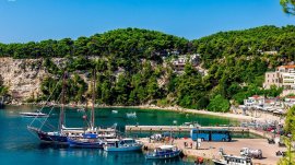 Alonisos: Luka Patitiri