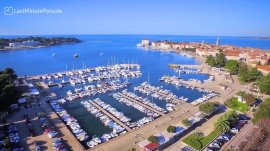 Poreč: Pogled na luku