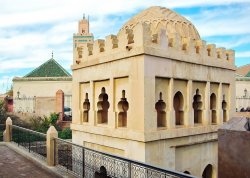 Metropole i znameniti gradovi - Maroko  - Hoteli: Almoravid Qubba spomenik