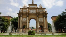 Firenca: Slavoluk na trgu Slobode