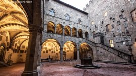 Firenca: Unutrašnjost muzeja Bargello