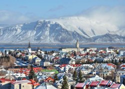 Prvi maj - Island - Hoteli